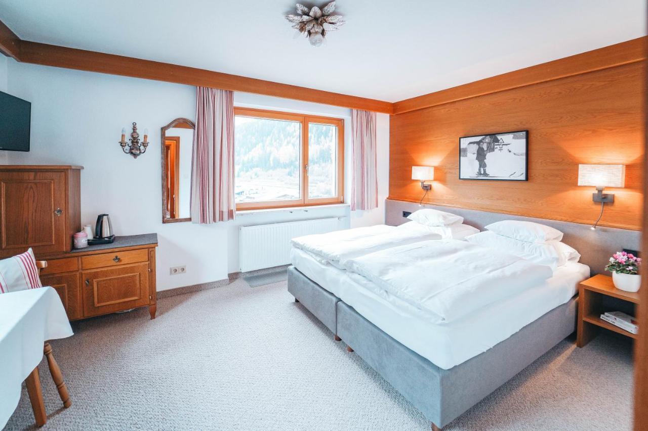 Hotel Garni Almjur St. Anton am Arlberg Zewnętrze zdjęcie